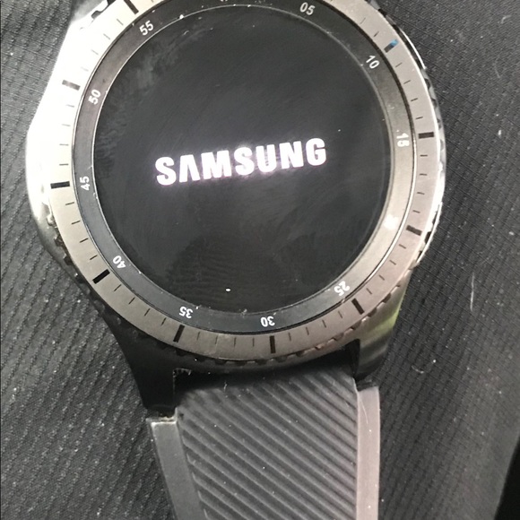 Samsung Gear3 smartwatch - Picture 2 of 3